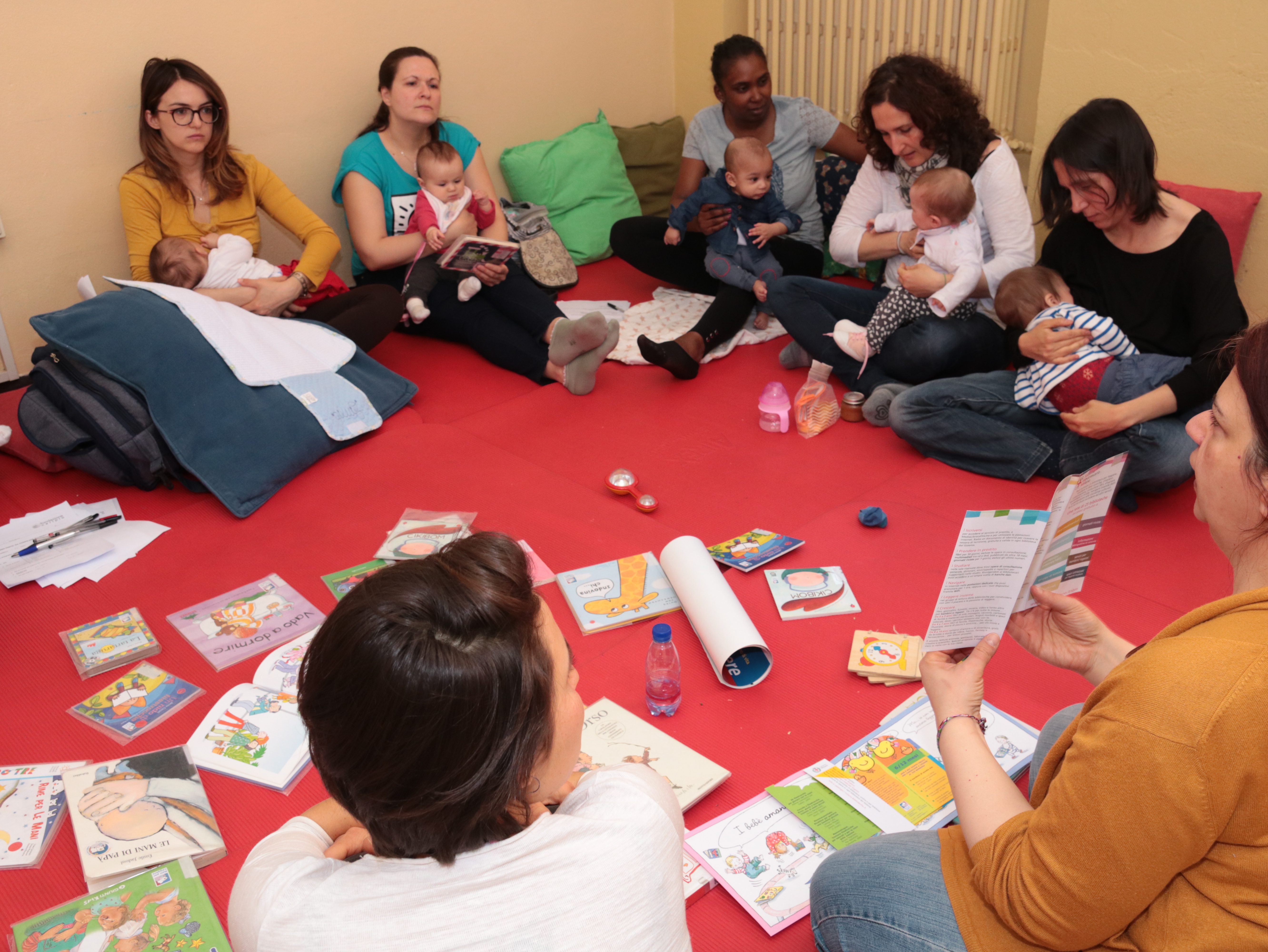 Nati per leggere, il Comune dona un libro per ogni neonato di Busto Arsizio  - MALPENSA24